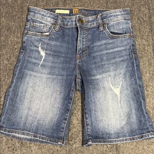 Kut from the Kloth Women's Distressed Blue Jean Shorts Boyfriend Shorts